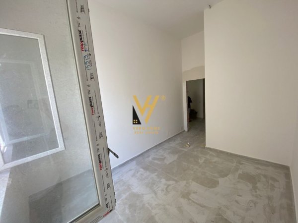 Tirane, jepet me qera zyre Kati 2, 96 m² 1.200 € (QENDER)