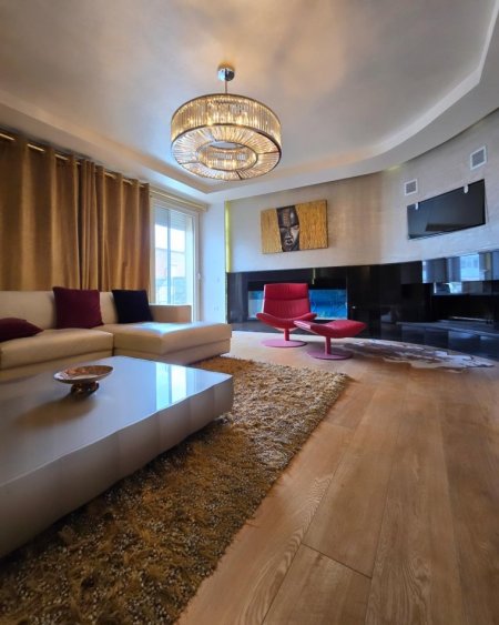Tirane, shitet apartament 3+1 Kati 5, 191 m² 350.000 € (Myslym Shyri)