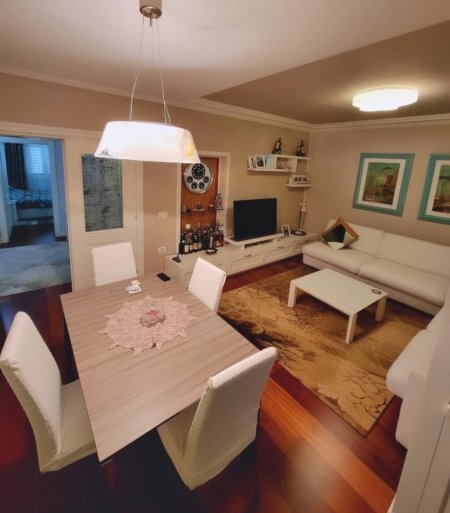 Tirane, shitet apartament 3+1 , 111 m² 248.000 € (Stadiumi Dinamo)