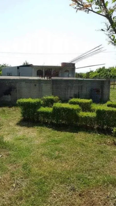 Fier, shes truall , 1.000 m² 