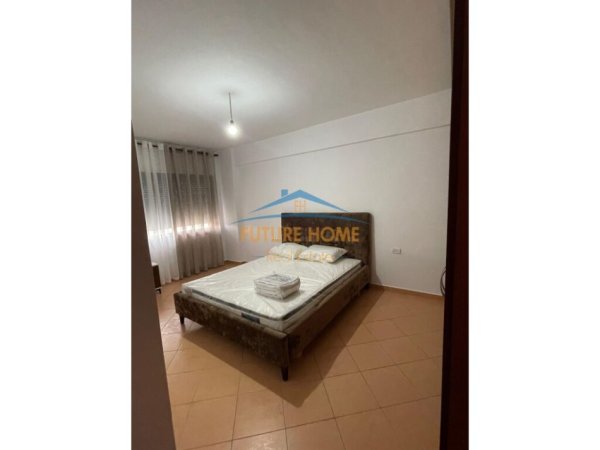 Tirane, jepet me qera apartament 2+1 Kati 9, 93 m² 650 € (21 Dhjetori)