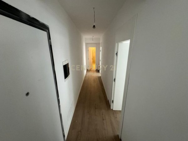 Tirane, shes apartament 2+1+2+Ballkon , 112 m² 168.000 € (Kodra e Diellit)