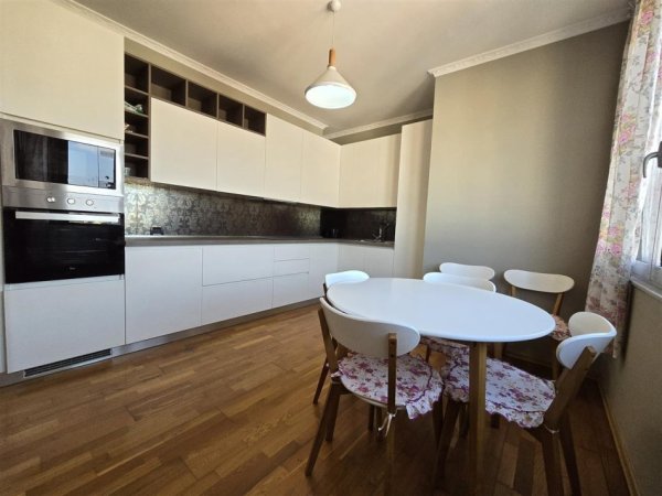 Tirane, shitet apartament 1+1+Aneks+Ballkon Kati 11, 98 m² 190.000 € (Rruga Dibres)