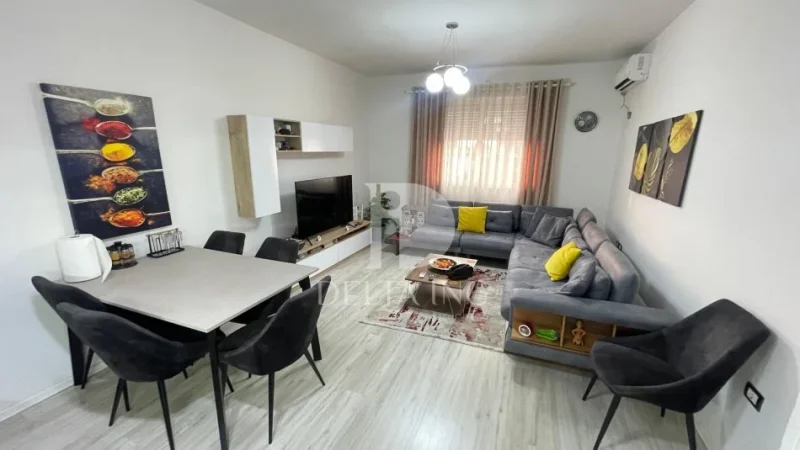 Tirane, shitet apartament 1+1+Aneks+Ballkon Kati 5, 69 m² 110.000 € (Ish Parku Autobuseve Tirane)