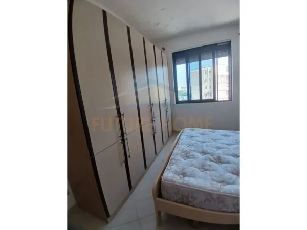 Durres, shitet apartament 2+1+Ballkon Kati 3, 86 m² 55.000 € (Ambulanca Sukth)