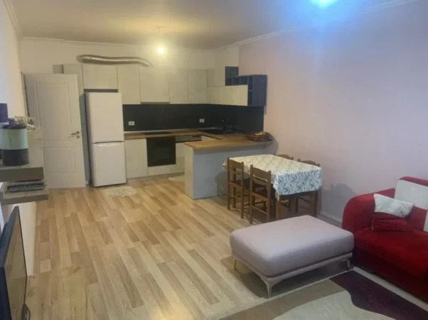 Tirane, jepet me qera apartament 2+1+Ballkon Kati 5, 90 m² 450 € (Astir , Rruga Loni Ligori)