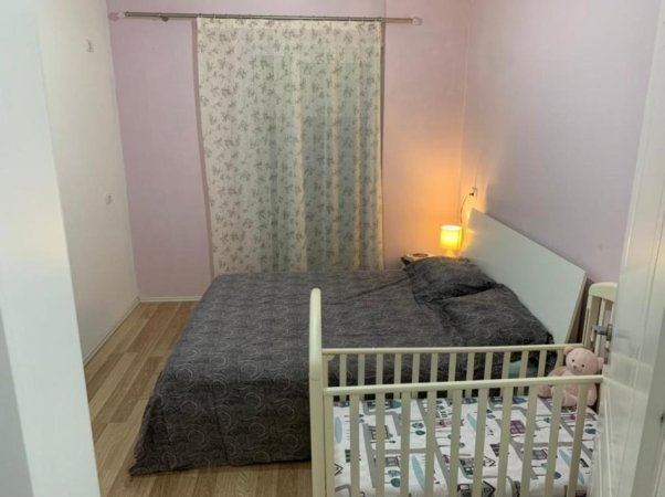 Tirane, jepet me qera apartament 2+1+Ballkon Kati 5, 90 m² 450 € (Astir , Rruga Loni Ligori)