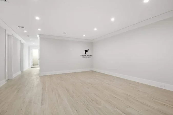 Tirane, jepet me qera apartament 2+1 Kati 5, 100 m² 700 € (KOMUNA E PARISIT)