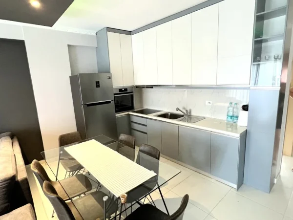 Tirane, shitet apartament 3+1+Post Parkimi Kati 4, 115 m² 125.000 € (Fresk)