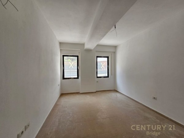 Tirane, shes apartament 3+1+2 + VERANDE , 144 m² 250.000 € (Kodra e Diellit Residence)