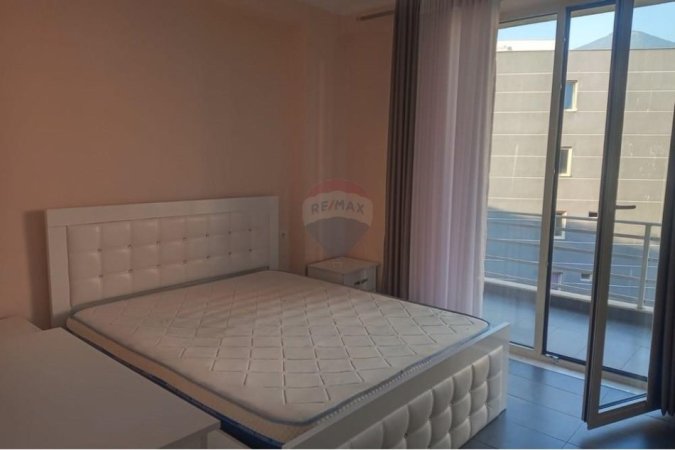 Tirane, jepet me qera apartament 2+1 Kati 4, 87 m² 350 € (Kompleksi Tom Doshi Shkoze - Ali Demi - News 24)