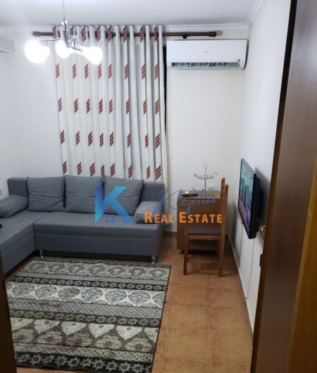 Tirane, jepet me qera apartament 2+1 Kati 4, 46 m² 490 € (Rruga e Kavajes, afer spitalit gjerman)