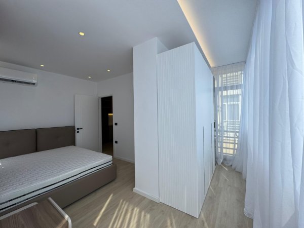 Tirane, shitet apartament 1+1 Kati 5, 66 m² 165.000 € (Komuna e Parisit)