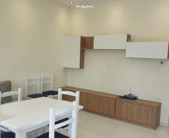 Tirane, jepet me qera Vile 1+1 Kati 3, 80 m² 450 € (Jordan Misja)
