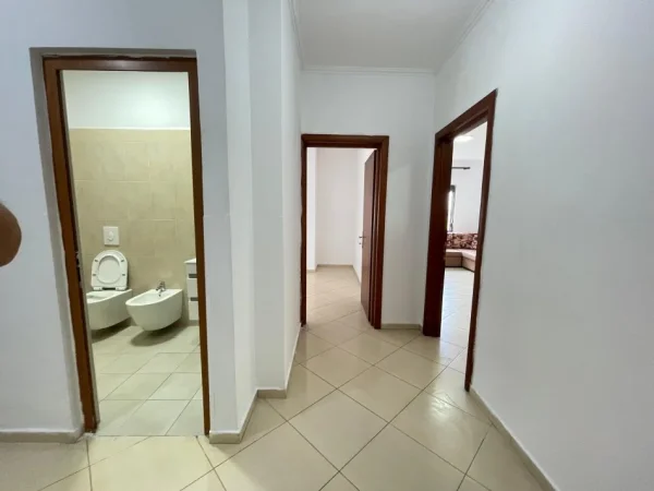 Tirane, shes apartament 1+1+Aneks+Ballkon Kati 3, 77 m² 96.000 € (Don Bosko)