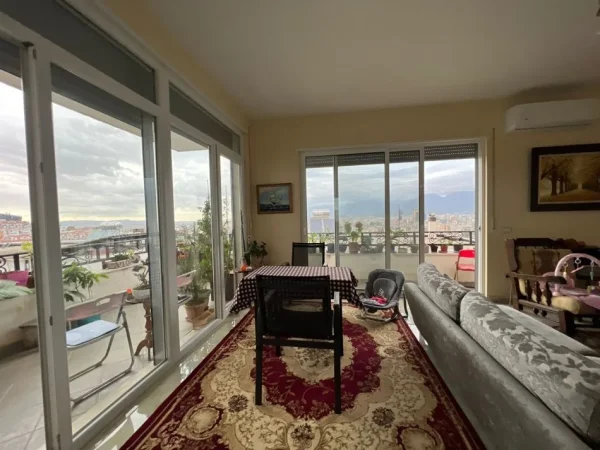 Tirane, shitet apartament 2+1 , 146 m² (Kopshti Botanik)