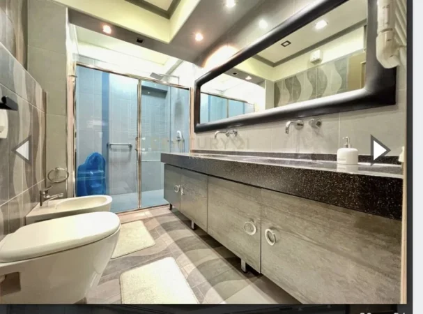Tirane, shitet apartament 3+1+Aneks+Ballkon Kati 4, 590.000 € (Myslym shyrri)
