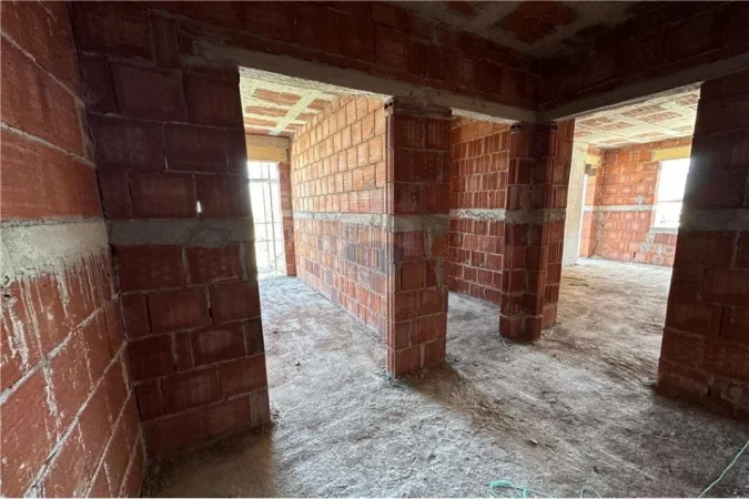 Tirane, shitet apartament 1+1 Kati 1, 63 m² 56.000 € (SHITET APARTAMENT 1+1 + POST PARKIMI UNIVERS CITY!)
