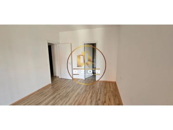 Apartament 2+1+2 për Qera tek Green City