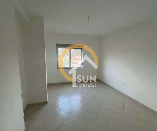 Shkoder, shitet apartament 2+1+Ballkon Kati 6, 120 m² 120.000 € (PERBALLE JUMBO-S, SHKODER)