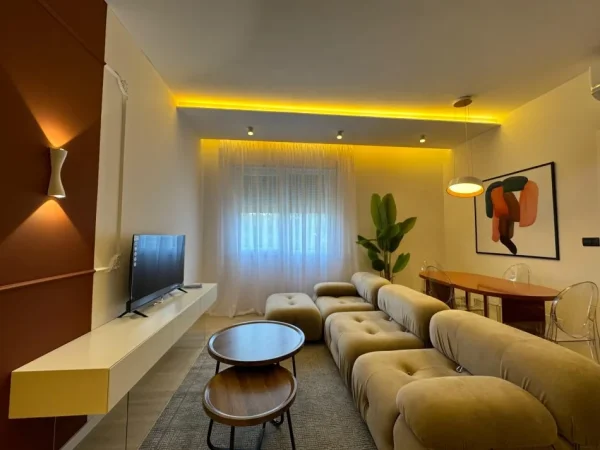 Tirane, shitet apartament 1+1+Aneks+Ballkon Kati 6, 66 m² 155.000 € (Komuna e Parisit)