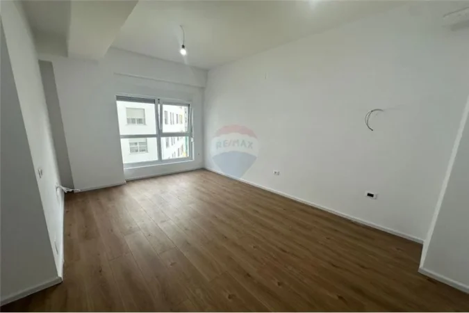 Tirane, shitet apartament 1+1 Kati 6, 53 m² 75.000 € (Rezidenca Kaimi - Rruga Ali Demi)