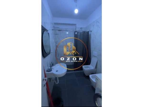 Jepet me Qira Apartament 2+1+2 Tek Tregut Elektrik!