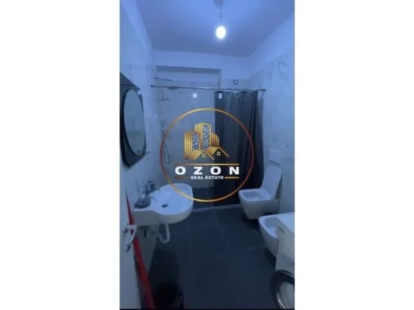 Jepet me Qira Apartament 2+1+2 Tek Tregut Elektrik!