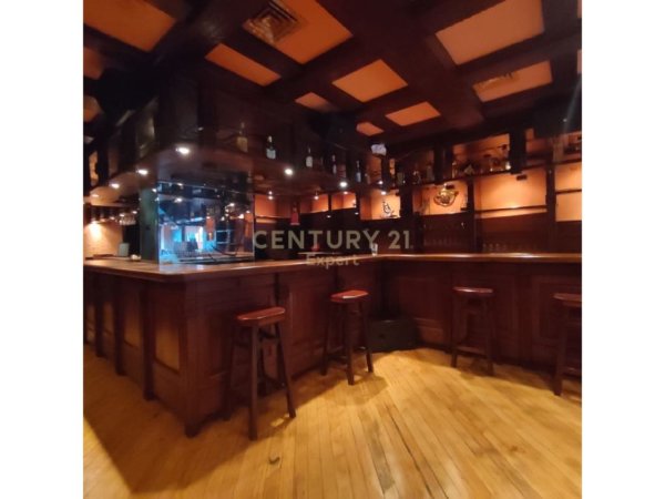 Tirane, shes ambjent biznesi , 130 m² 1.100.000 € (Ish Blloku)