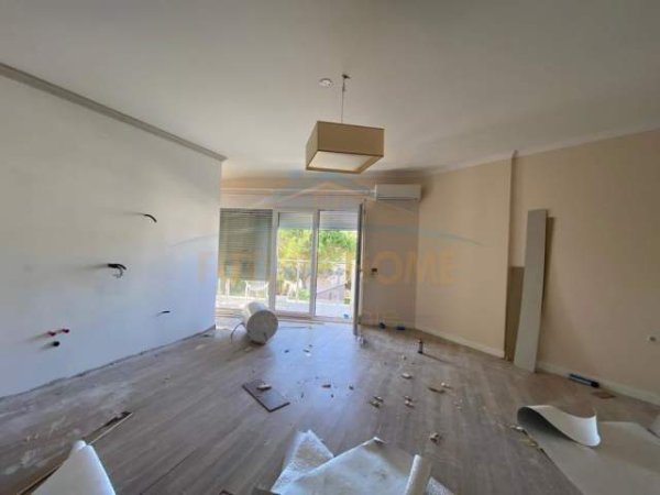 Durres, shitet apartament 2+1+BLK Kati 1, 111 m² 177.600 Euro (Gjiri i Lalezit)