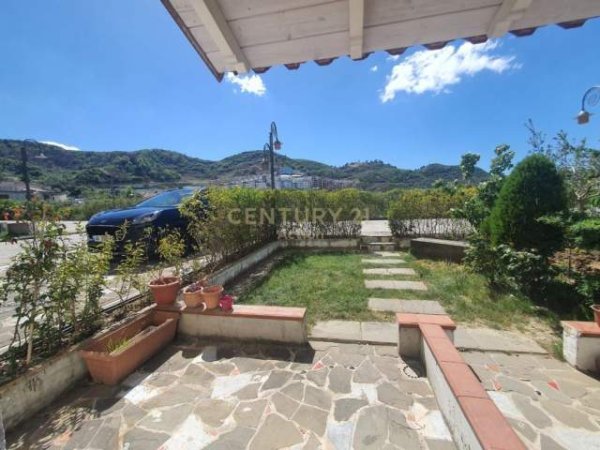 Tirane, jepet me qera apartament duplex Dublex 103 m² 700 Euro (Kodra e Diellit Residence)
