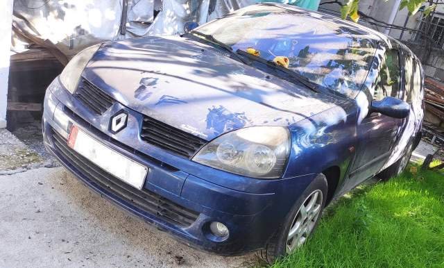 Tirane, shes makine per pjese kembimi Renault Viti 2003, 0