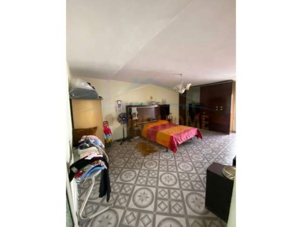 Tirane, jepet me qera apartament 3+1+A+BLK Kati 2, 140 m² 500 Euro (Rruga e Kavajes) PARK27627