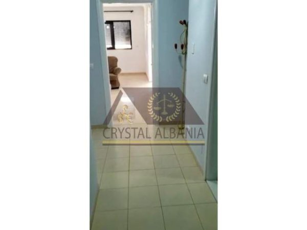 Tirane, jepet me qera apartament 2+1+BLK Kati 5, 120 m² 42.000 Leke (Rruga Teodor Keko)