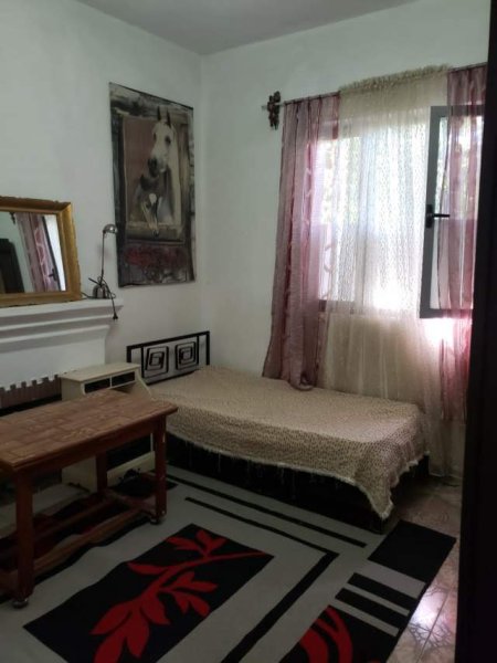 Tirane, jepet me qera apartament 1+1+BLK Kati 1, 70 m² 280 Euro (zoja e keshillit te mire)
