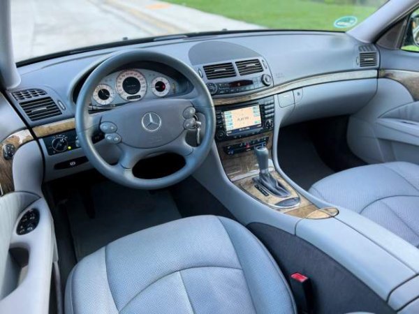 shes Mercedes-Benz MERCEDES E 320 EVO - PANORAMA - FULL Viti 2007,