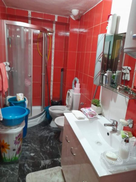 Tirane, shitet apartament 2+1+BLK Kati 2, 81 m² 125.000 Euro (21 dhjetori)