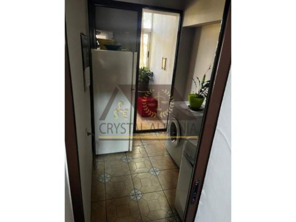 Tirane, jepet me qera apartament 2+1+BLK Kati 3, 85 m² 350 Euro (Perballe Ministrise se Jashtme)
