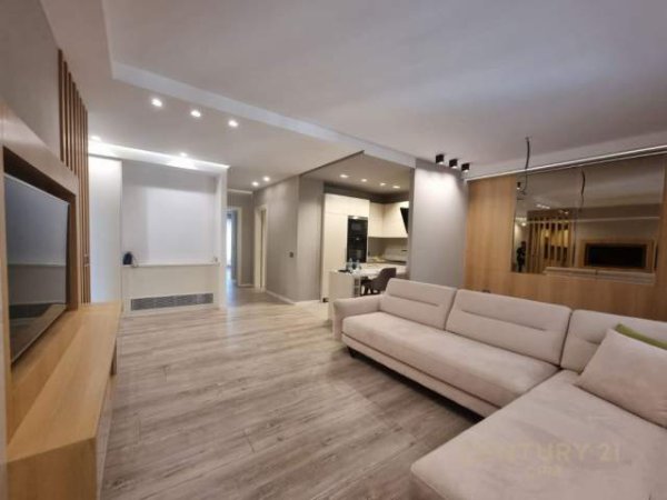 Tirane, jepet me qera apartament 2+1+A+BLK Kati 5, 122 m² 1.000 Euro (Rruga e Kavajes)
