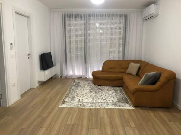Apartament 1+1 me qira, prane spitalit Nene Tereza ne Tirane