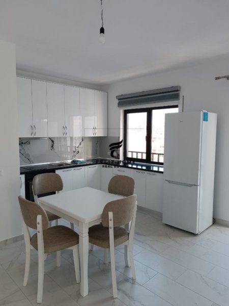 Tirane, jepet me qera apartament 2+1 Kati 5, 75 m² 550 € (STACIONI TRENIT)