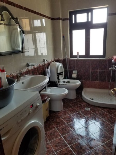 Tirane, jepet me qera apartament 1+1 Kati 4, 46 m² 490 € (21 DHJETORI)