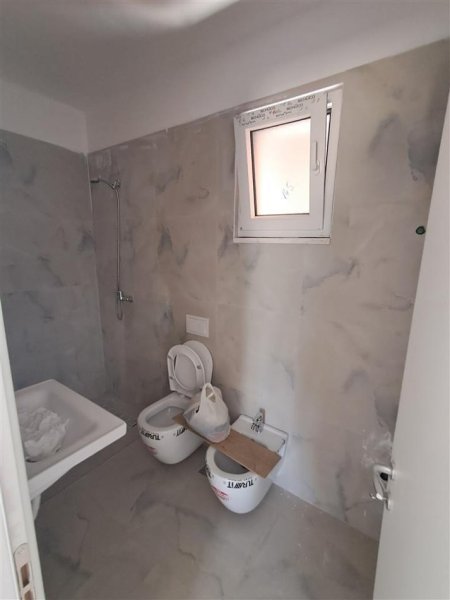 Tirane, jepet me qera apartament 1+1+Ballkon Kati 2, 60 m² 350 € (DON BOSKO)