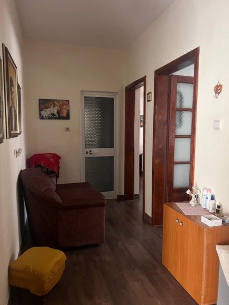 Durres, shitet apartament 1+1+Ballkon Kati 5, 67 m² 65.000 € (Lagjia . 6 prane shkolles Eftali Koci)