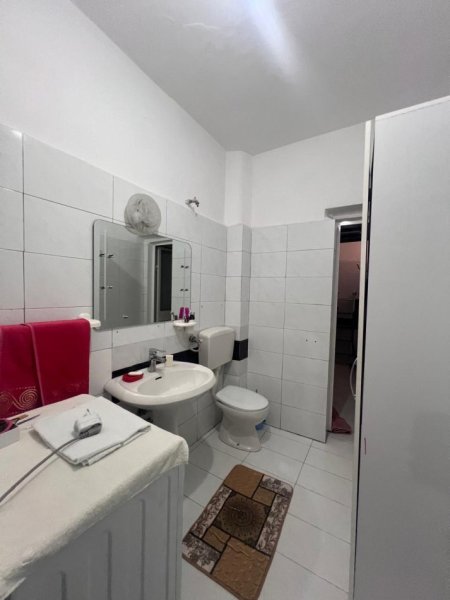Durres, shitet apartament 1+1+Ballkon Kati 5, 67 m² 65.000 € (Lagjia . 6 prane shkolles Eftali Koci)