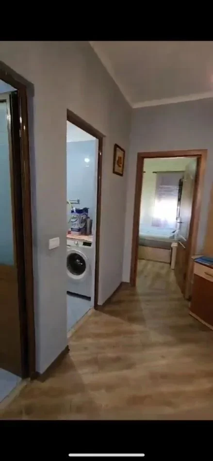 Tirane, jepet me qera apartament 3+1+Ballkon Kati 6, 113 m² 600 € (DON BOSKO)