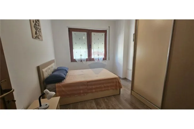 Tirane, jepet me qera apartament 2+1 Kati 5, 100 m² 650 € (Rruga "Islam Alla" - Rruga e Kavajës)