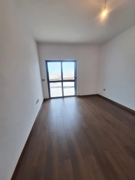 Tirane, shitet apartament 2+1+Ballkon Kati 5, 120 m² 159.000 € (Don Bosko)