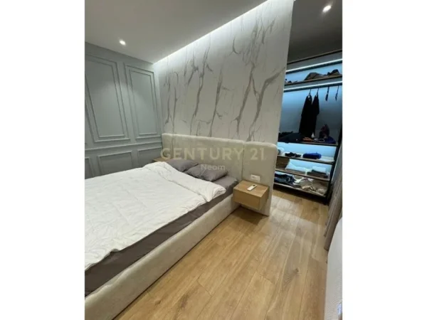Tirane, shitet apartament 2+1 Kati 16, 124 m² 350.000 € (Rruga e Kavajes)