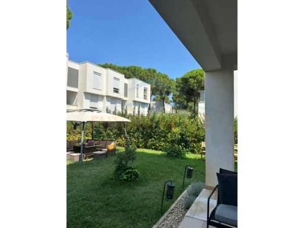 Durres, shitet apartament 2+1 Kati 0, 386 m² 320.000 € (SAN PIETRO GJIRI I LALZIT)